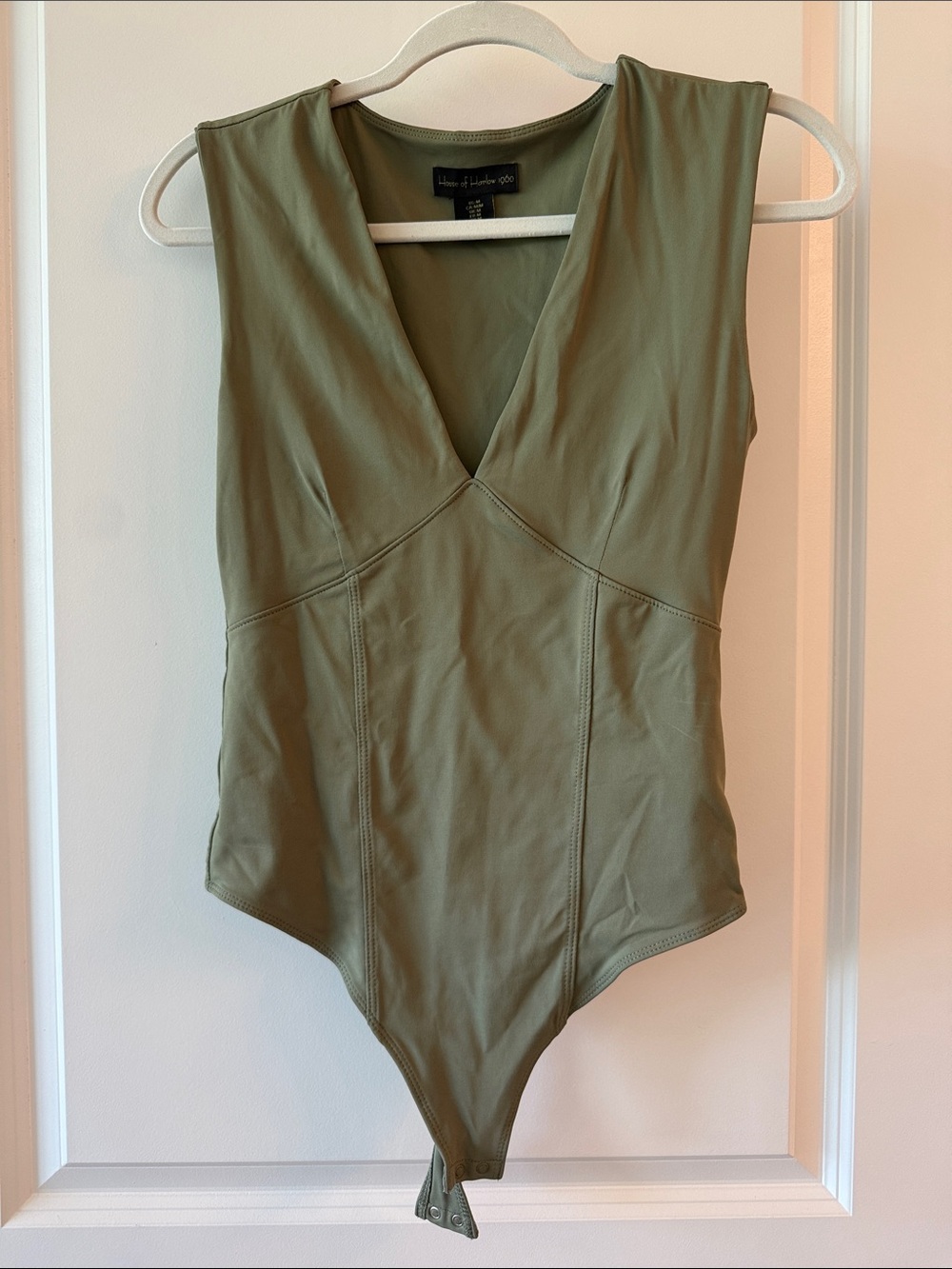 House of Harlow 1960 Olive Green V‑Neck Bodysuit